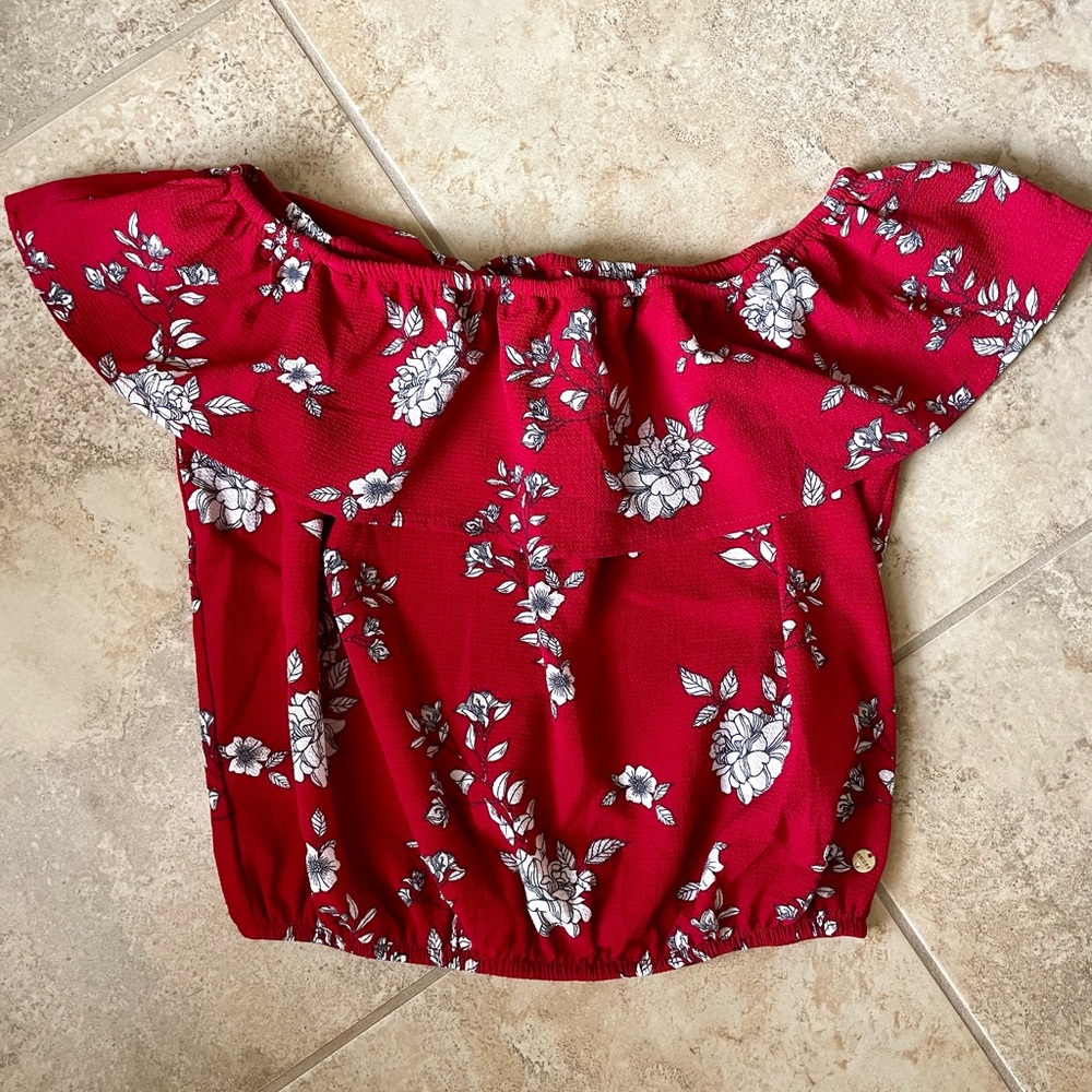 Guess - Ruffled Top - Size M